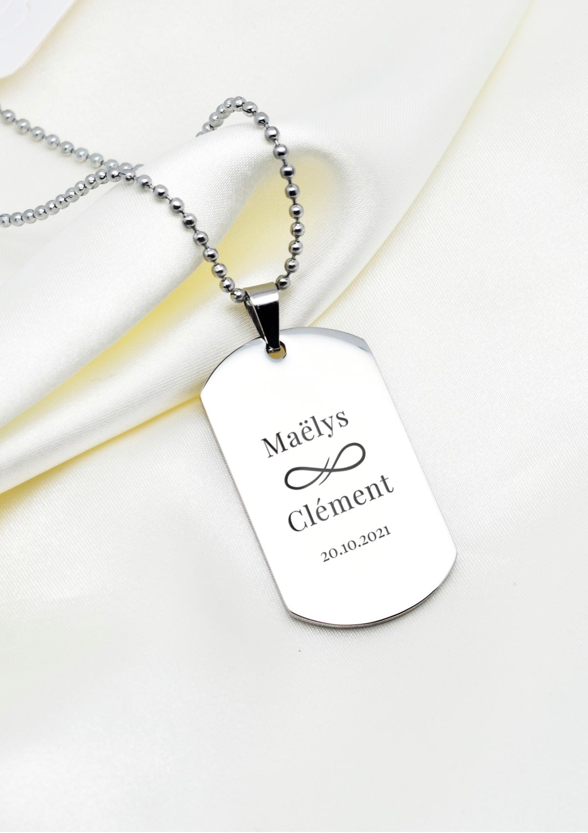 Lovers Pendant - Silver