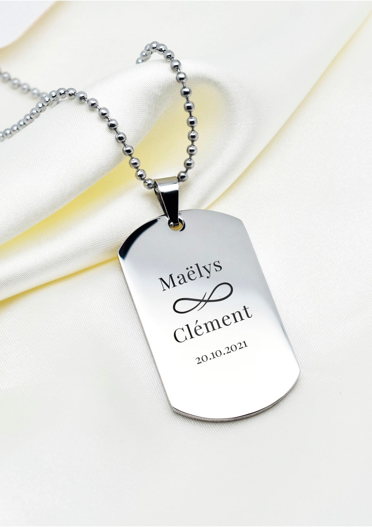 Lovers Pendant - Silver