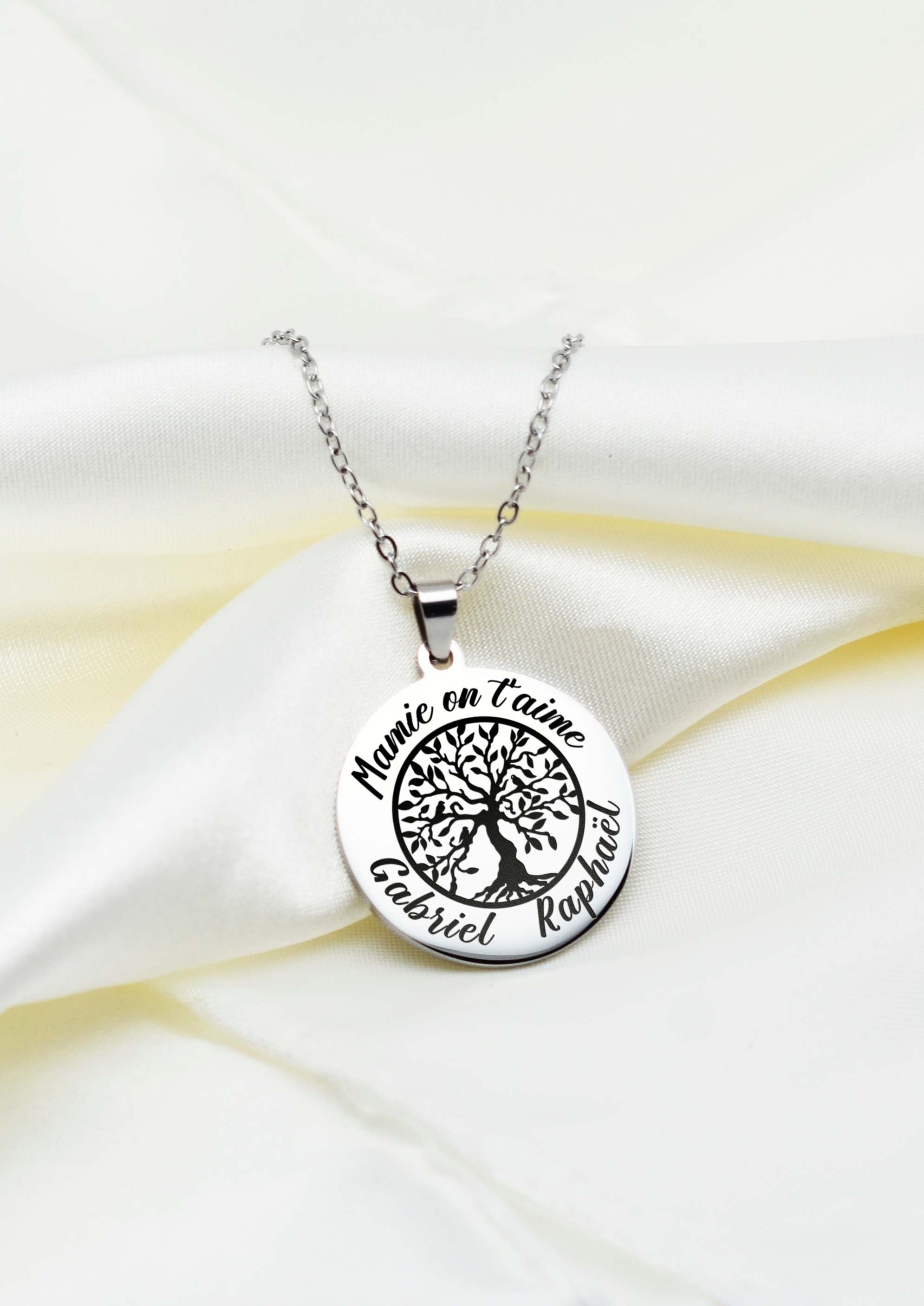 collier arbre de vie mamie on t'aime argenté