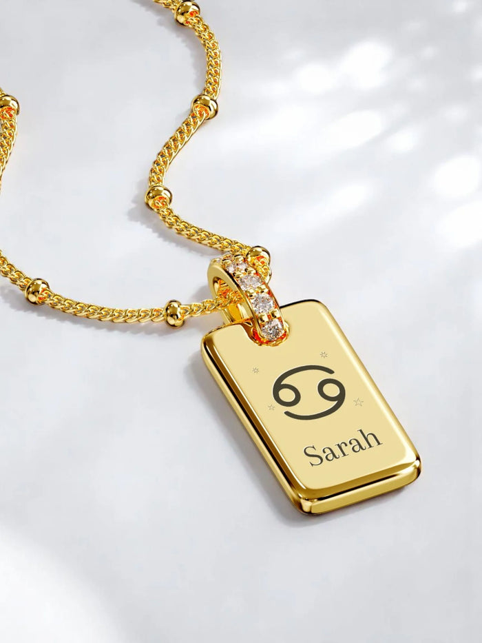 Collier avec signe astrologique et prénom