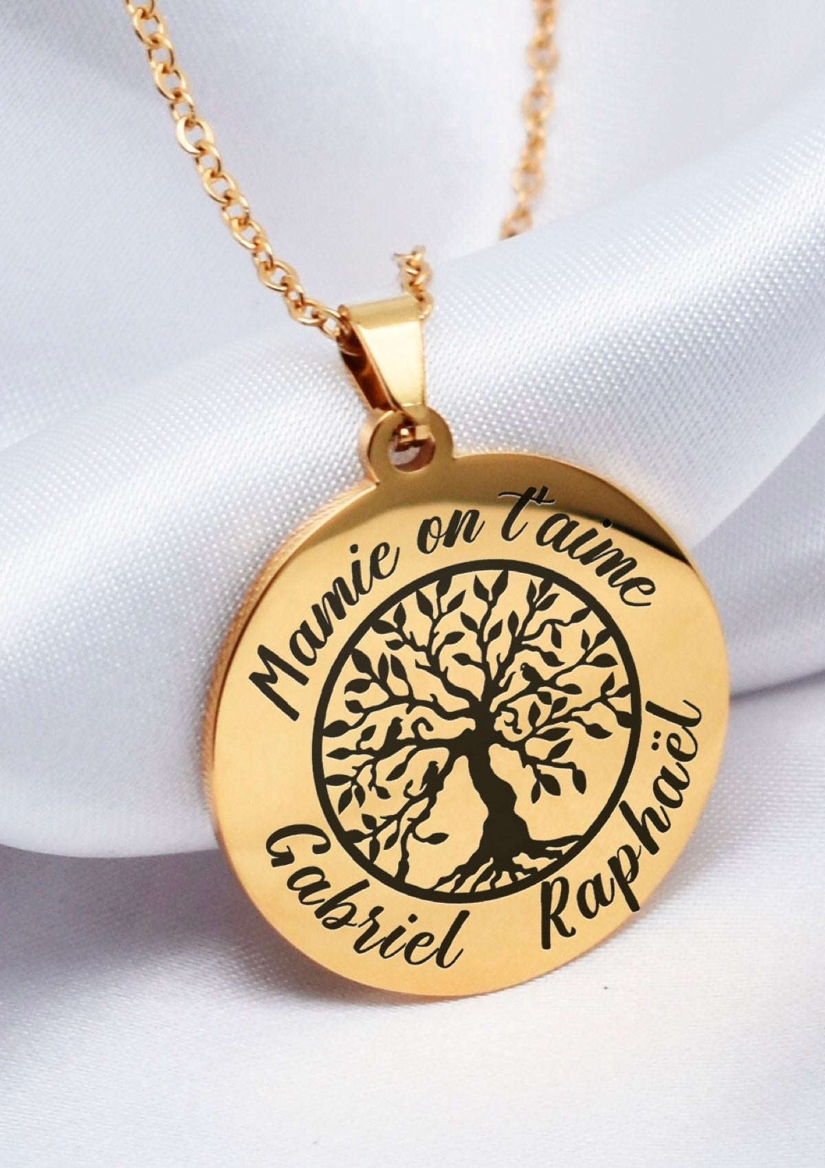 collier personnalisé arbre de vie mamie on t'aime