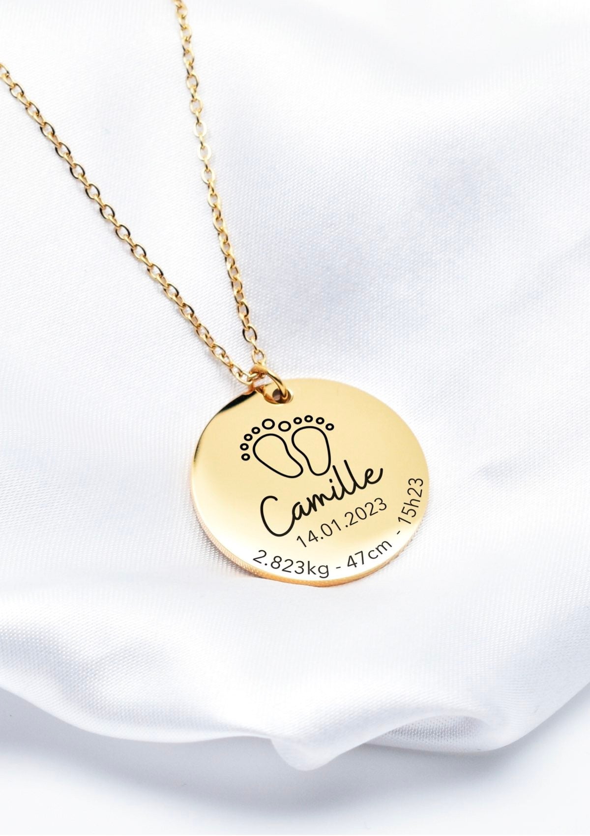 collier petits pas bébé personnalisé 