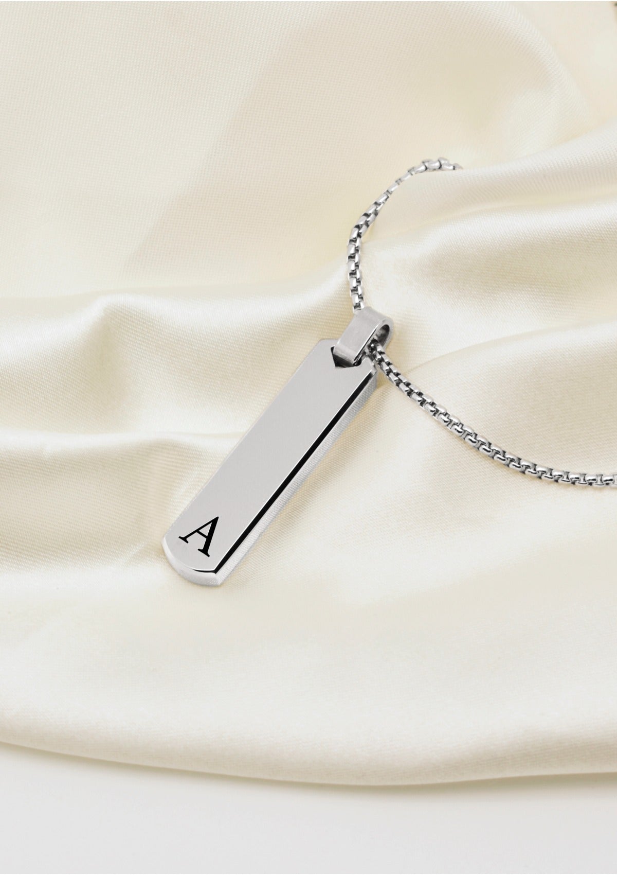 collier initiale personnalisé 