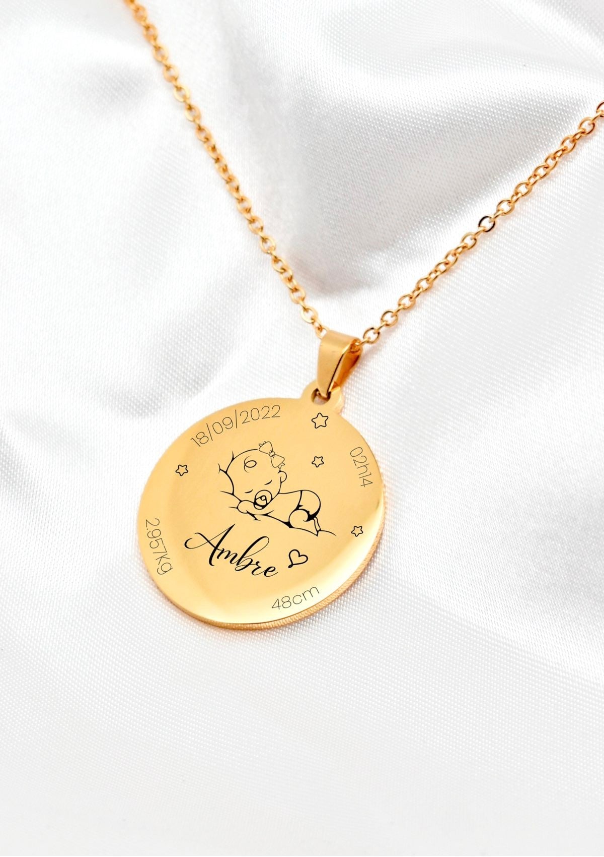 collier de naissance bébé d'amour doré