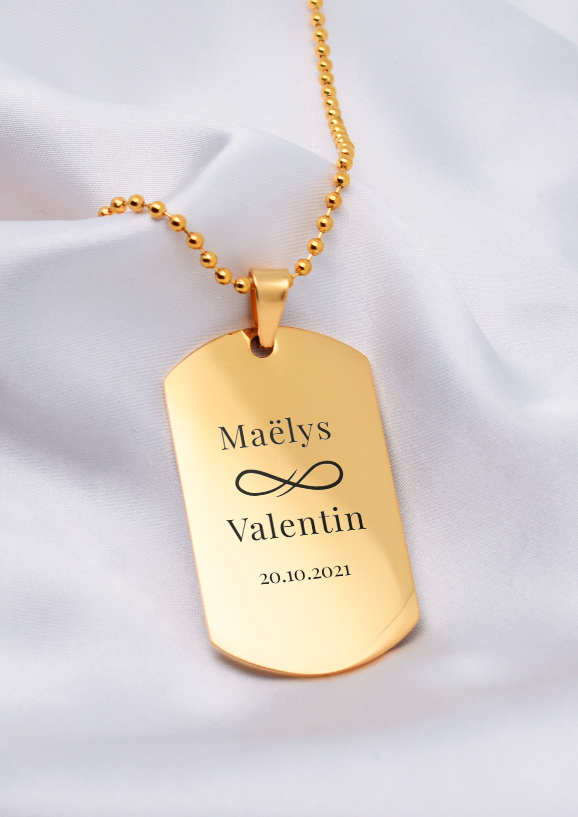 pendentif des amoureux personnalisable doré